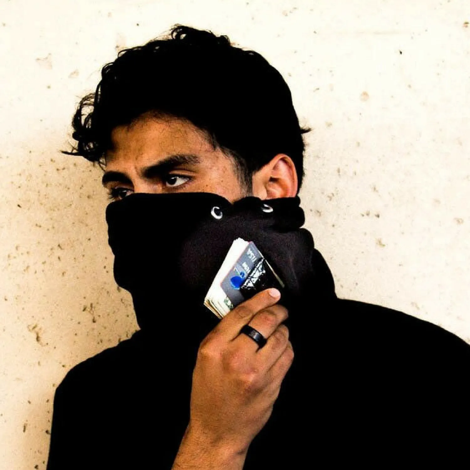 Convertible Neck Gaiter with Pocket™ | Black