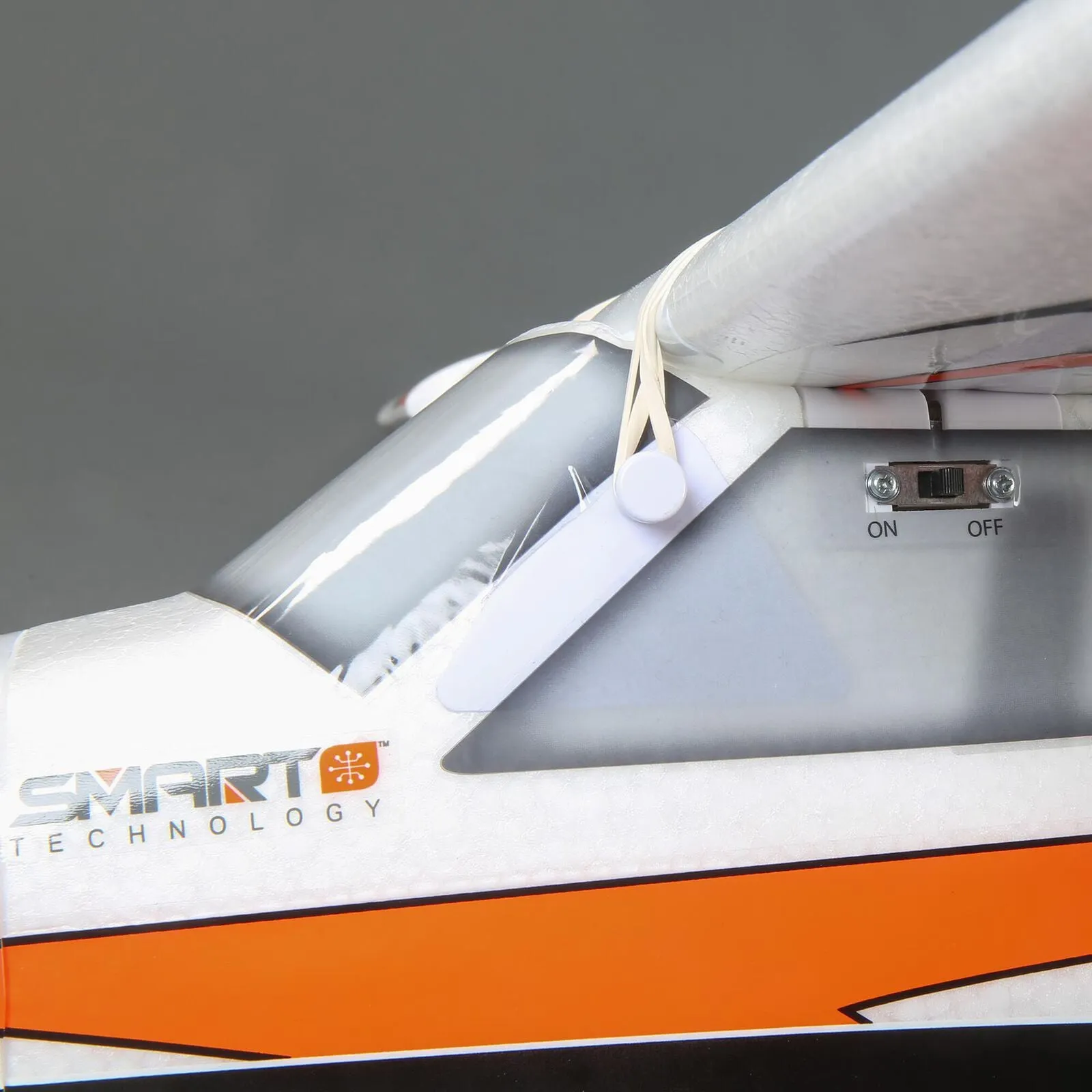 E-Flite Apprentice STS 1.5m Trainer RC Plane with SAFE Technology RTF Basic EFL370001