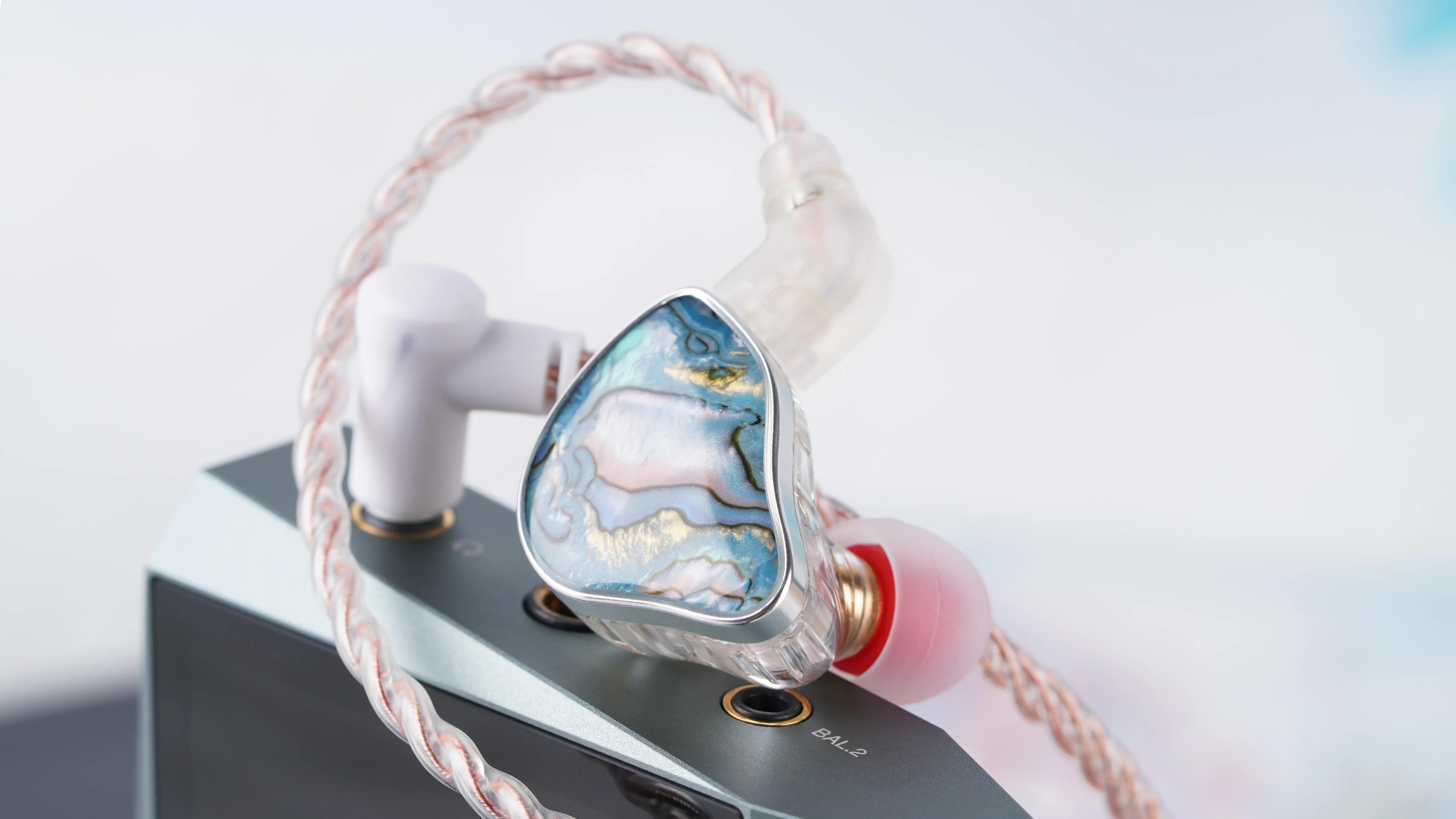 NICEHCK DB2 in-Ear Monitor 1BA 1DD Hybrid IEM Resin Aluminium Alloy HiFi Wired Earbuds, 3.5mm Earphones with 2Pin Detachable Tangle-Free Cable, IEMs for Gaming/Audiophile/Musicians, Bass Stereo Noise Isolating Headphones